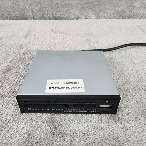 iMicro INTCIM04MB Internal Card Reader Writer - Picture 2 of 7